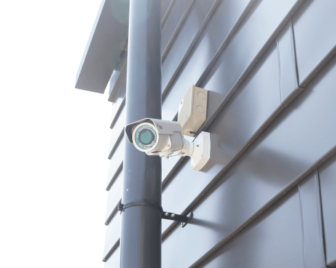 くりの木保育園では防犯カメラ10台設置しています